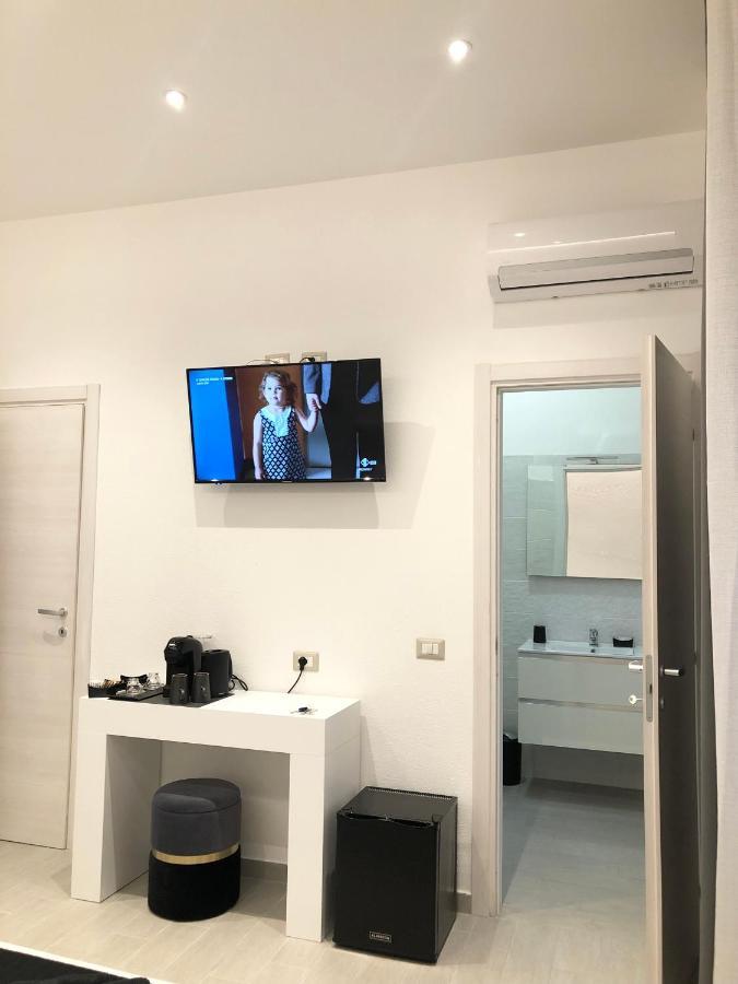 International House Olbia Hotel Ngoại thất bức ảnh